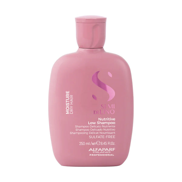 The Semi di Lino professional, salon quality moisturizing low shampoo gently cleanses and nourishes the hair fiber. The Alfaparf color safe shampoo makes your hair healthy, soft, shiny and glossy without weighing it down 250 ml